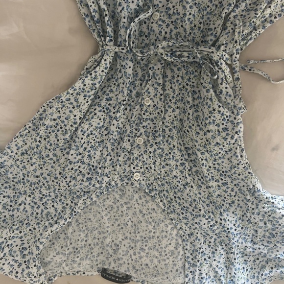 Brandy Melville summer dress - Picture 3 of 3